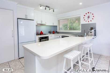 7 Salmon Pl, Sandstone Point, QLD 4511