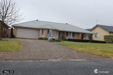 86 North St, Robertson, NSW 2577