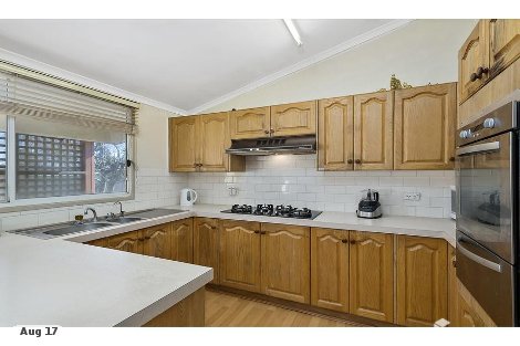 4 Price Ct, Lancefield, VIC 3435