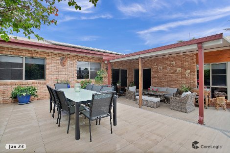 42 Bradman Dr, Glenella, QLD 4740