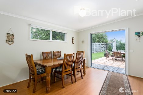 130 Ninth Ave, Rosebud, VIC 3939