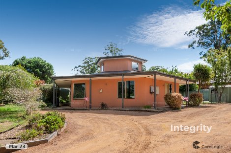 11 Kinglake-Glenburn Rd, Kinglake, VIC 3763