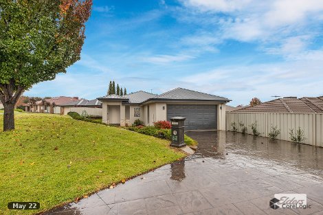 34 Craig Cct, Leneva, VIC 3691