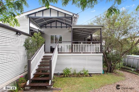 63 Newcastle St, Fairfield, QLD 4103