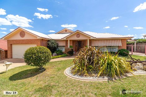 11 Magnolia Way, Orange, NSW 2800