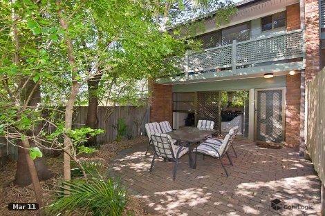 2/50 Manchester Tce, Indooroopilly, QLD 4068