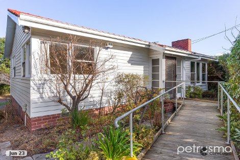 155 Derwent Ave, Lindisfarne, TAS 7015