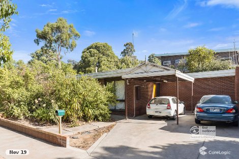 6b Howard St, Quarry Hill, VIC 3550