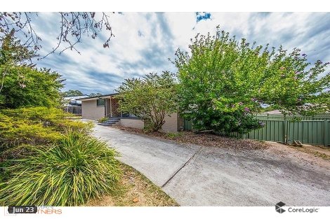 10 Eggleston Cres, Chifley, ACT 2606