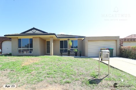 77 Dalman Pkwy, Glenfield Park, NSW 2650