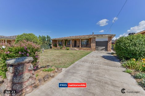 4 Lindon Cres, Kootingal, NSW 2352