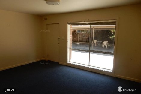 2/15 Poplar Gr, Carnegie, VIC 3163