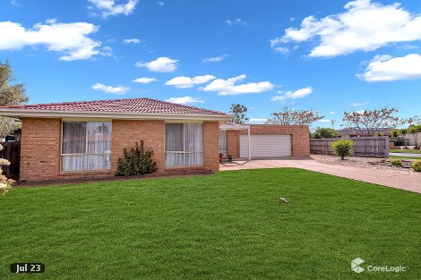 18 Mark Pl, Melton West, VIC 3337