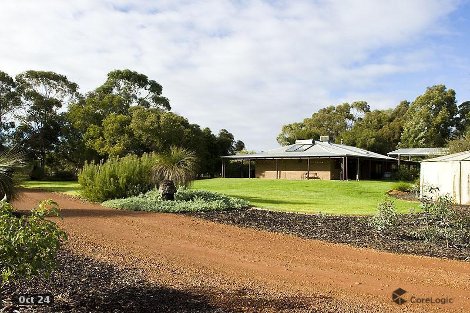 12 Richardson Rd, Waroona, WA 6215