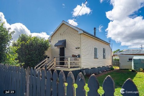 28 Clairmont St, Newtown, QLD 4350