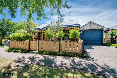 22 Chatswood Gr, Chirnside Park, VIC 3116