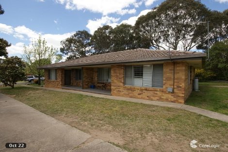 2/12 Kuranda Ave, Armidale, NSW 2350