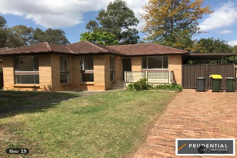 15 Evelyn St, Macquarie Fields, NSW 2564