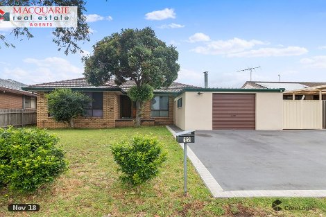 12 Napier Ave, Lurnea, NSW 2170