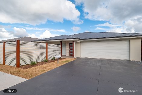 8 Graduation St, Thrumster, NSW 2444