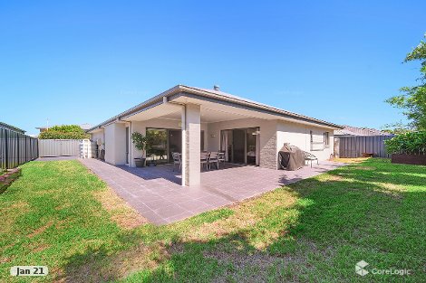 18 Oimara St, Fern Bay, NSW 2295