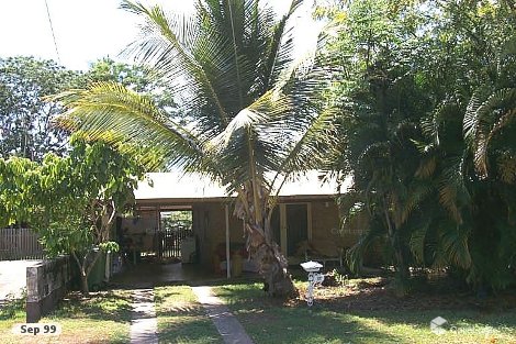 12 Fern St, Holloways Beach, QLD 4878