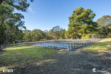 27 Scott St, Macedon, VIC 3440