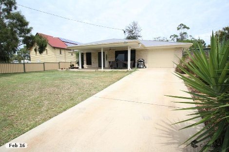 27 Edward St, Esk, QLD 4312