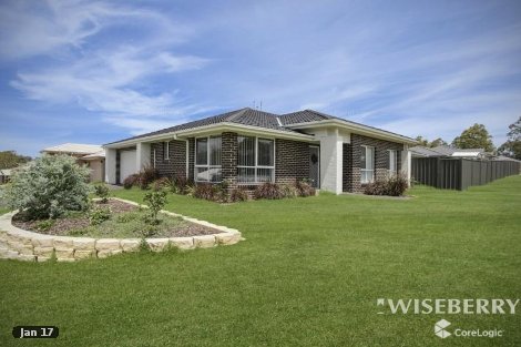 18 Frank Ave, Wadalba, NSW 2259