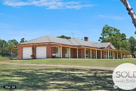 4 Governor Martin Cl, Wattle Ponds, NSW 2330