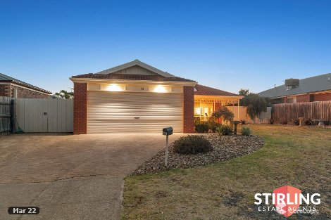 15 Petrel Cl, Blind Bight, VIC 3980