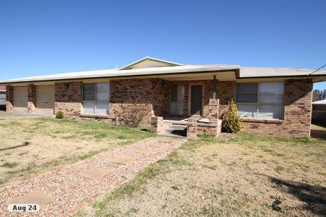 223 Bulwer St, Tenterfield, NSW 2372