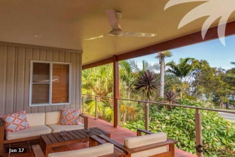 28 The Lakes Way, Elizabeth Beach, NSW 2428