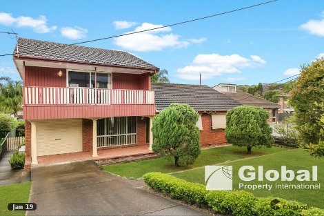 8 Ian St, Eleebana, NSW 2282