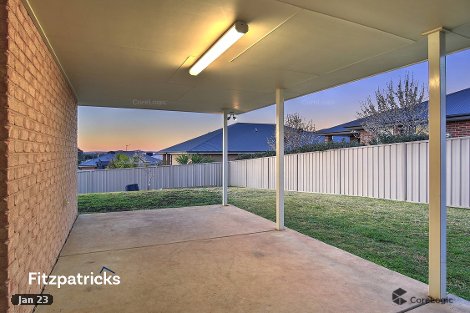 44 Deakin Ave, Lloyd, NSW 2650