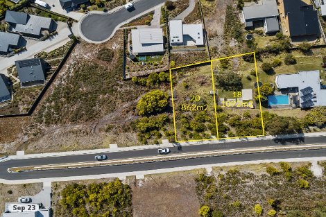 18 Bluebush Cres, Blackmans Bay, TAS 7052