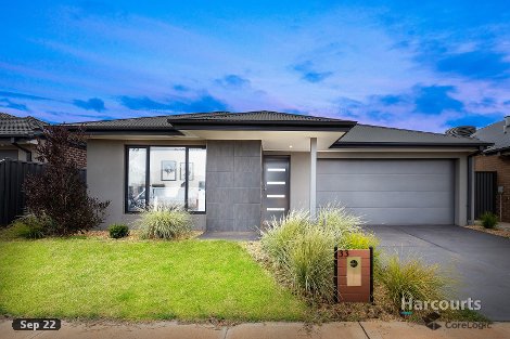 33 Arena Cct, Strathtulloh, VIC 3338