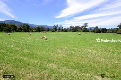 2095 Don Rd, Launching Place, VIC 3139