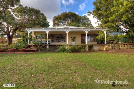 19 Walbeck Rd, Kalamunda, WA 6076