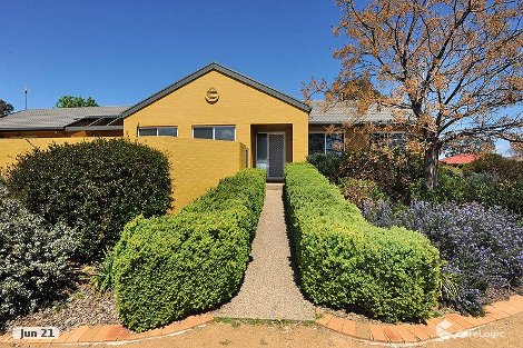 19 Allumba St, Queanbeyan West, NSW 2620