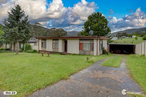 16 Cross Ave, Dartmouth, VIC 3701