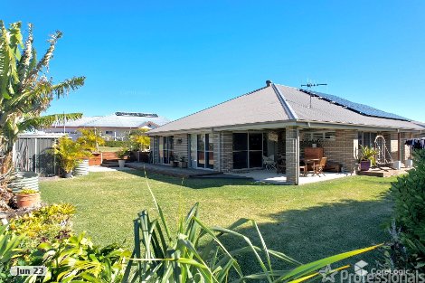 37 Hilltop Pkwy, Tallwoods Village, NSW 2430