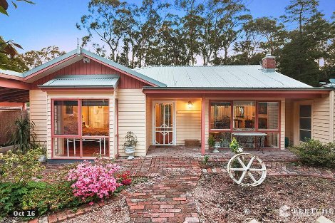 32 Hazel Gr, Tecoma, VIC 3160