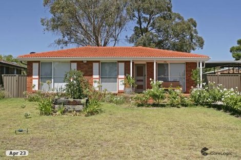 28 Stoke Cres, South Penrith, NSW 2750