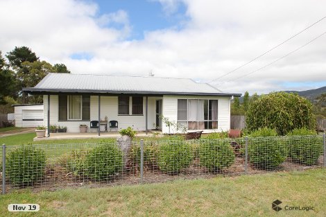 41 Clifton St, Tenterfield, NSW 2372