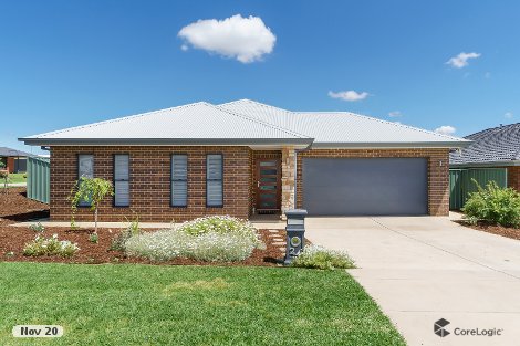 24 Tantoon Cct, Forest Hill, NSW 2651