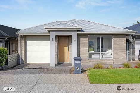 16 Elanora Ave, Morphett Vale, SA 5162