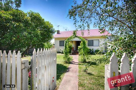 19 Station St, Nar Nar Goon, VIC 3812