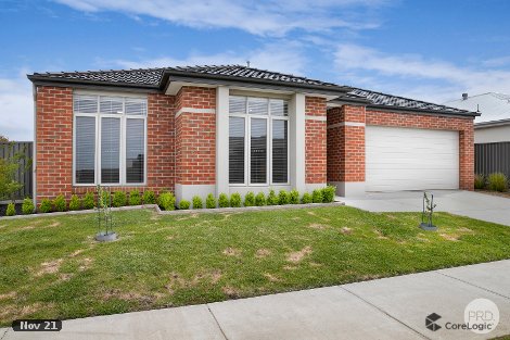 32 Mellish St, Lucas, VIC 3350