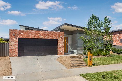 11 Shepherds Glen, Strathfieldsaye, VIC 3551